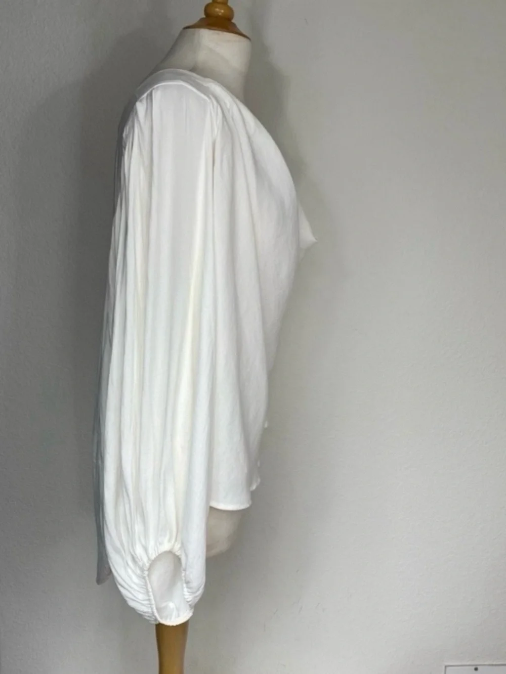 Free People Women White Drappy Peasant Sleeve Oversize Blouse Size Large Coastal